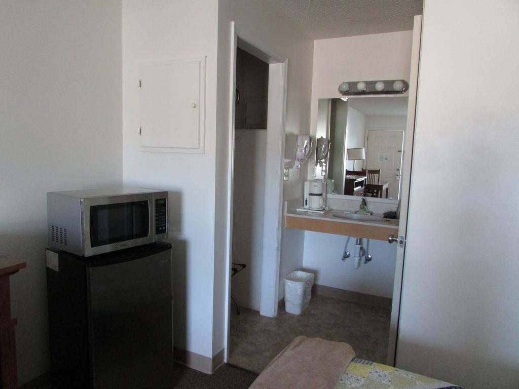 Douglas Inn & Suites, Blue Ridge, Ga Екстер'єр фото
