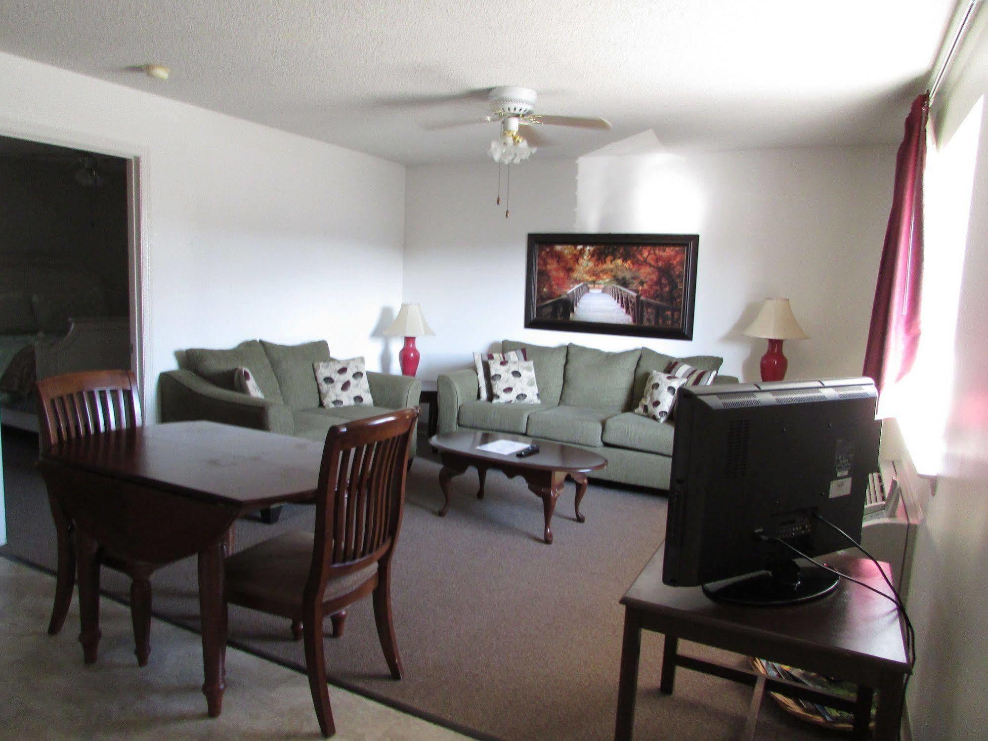 Douglas Inn & Suites, Blue Ridge, Ga Екстер'єр фото