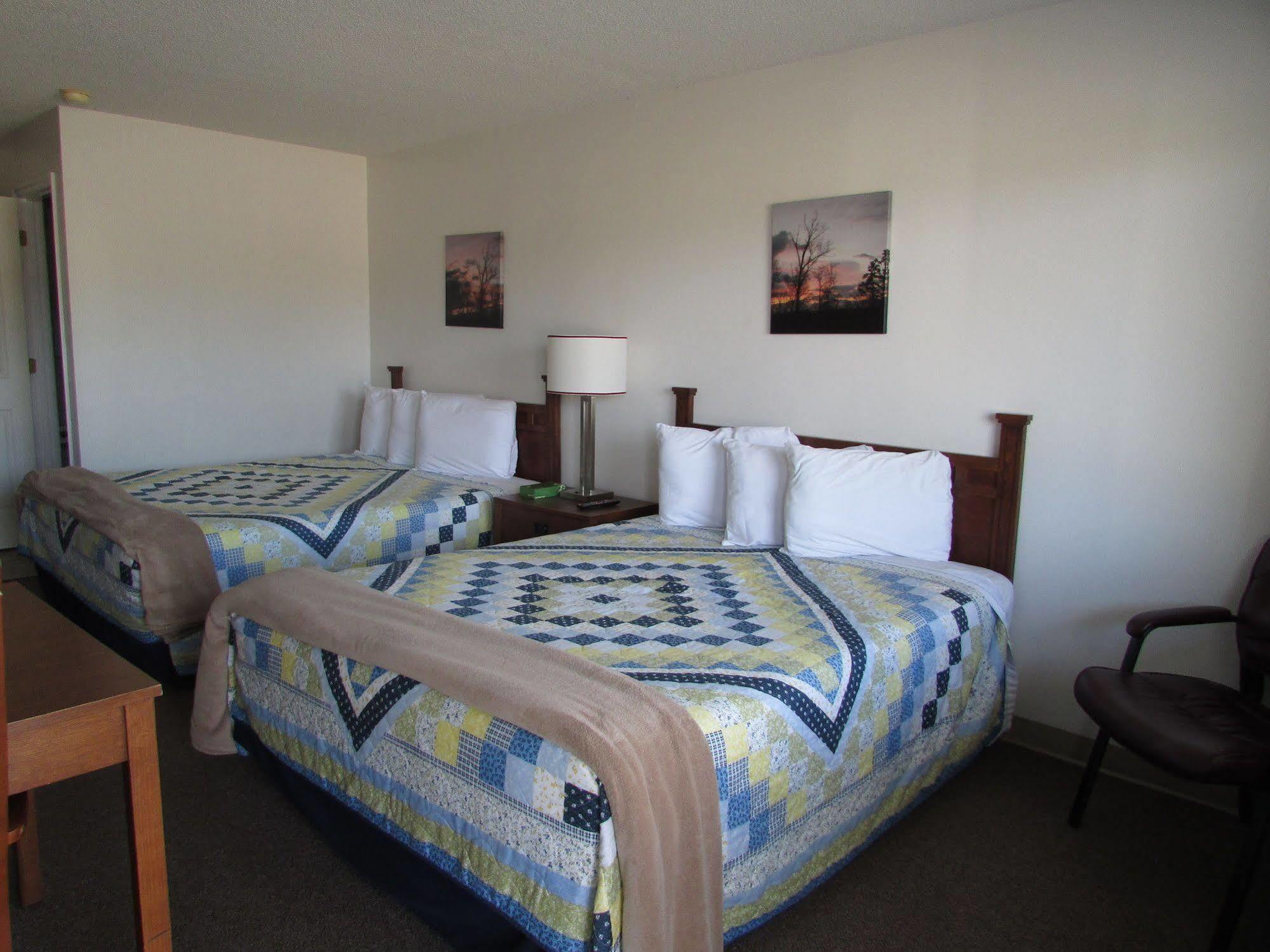 Douglas Inn & Suites, Blue Ridge, Ga Екстер'єр фото